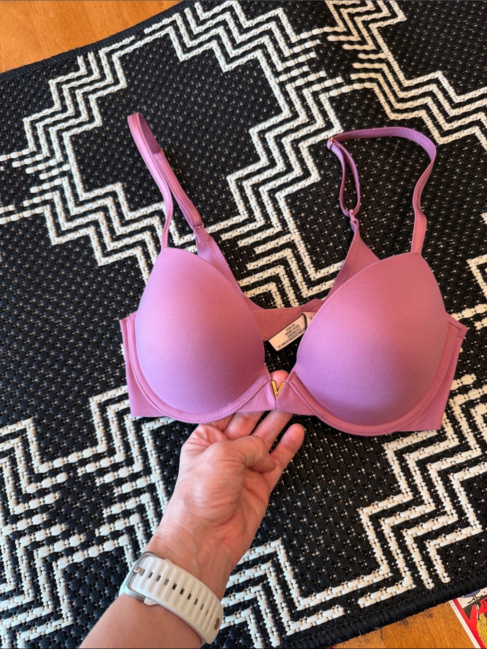 Plunge Love Cloud VS push up bra NWOT 32D